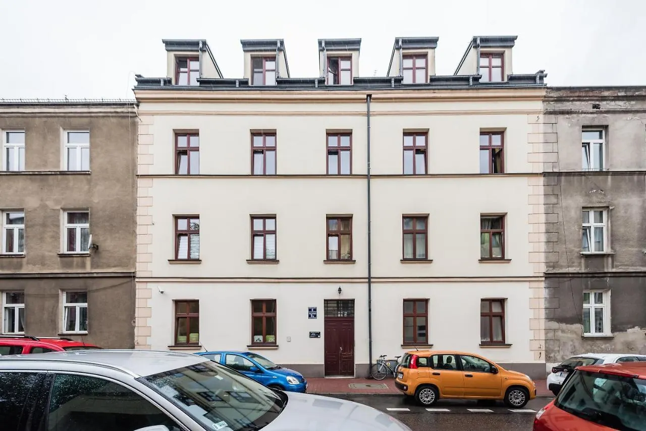 Green Garden Podgorze Apartment Wawelofts Krakow 0*,  Poland
